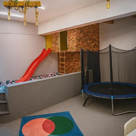 Woow Kids Club Ρίγα