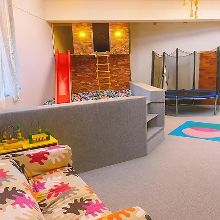 Кемпінг Woow Kids Club *