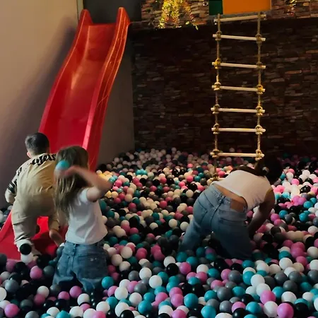 Woow Kids Club *